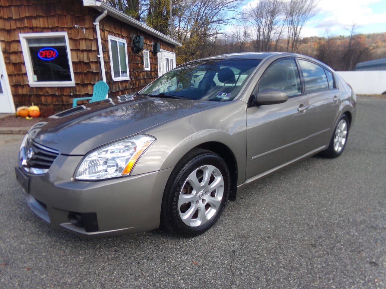Nissan Maxima