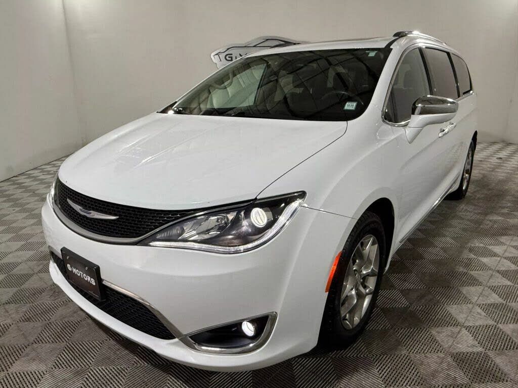 2018 CHRYSLER Pacifica