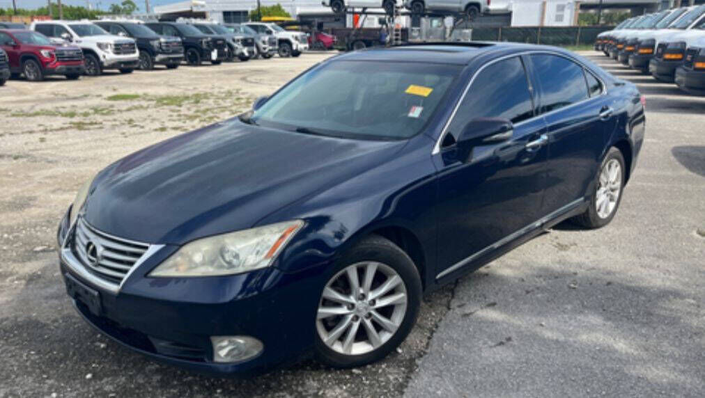2011 LEXUS ES