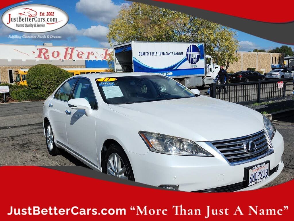 Lexus ES