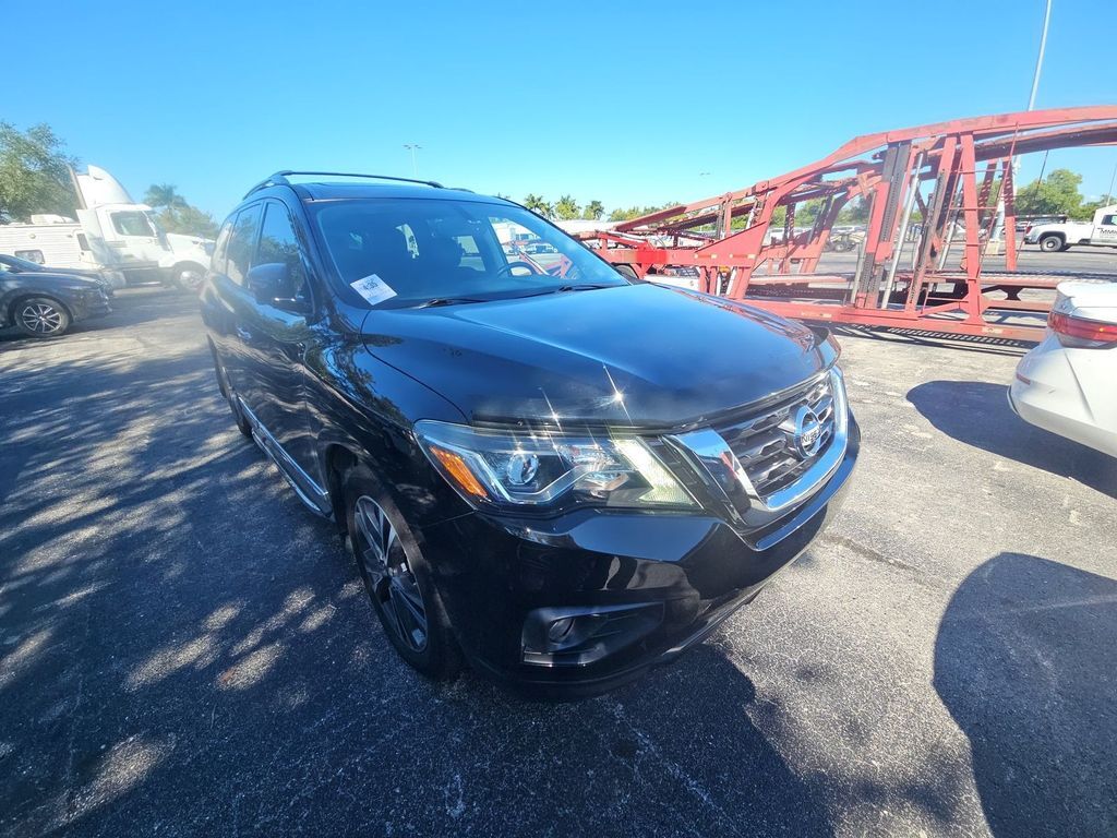 2018 NISSAN Pathfinder