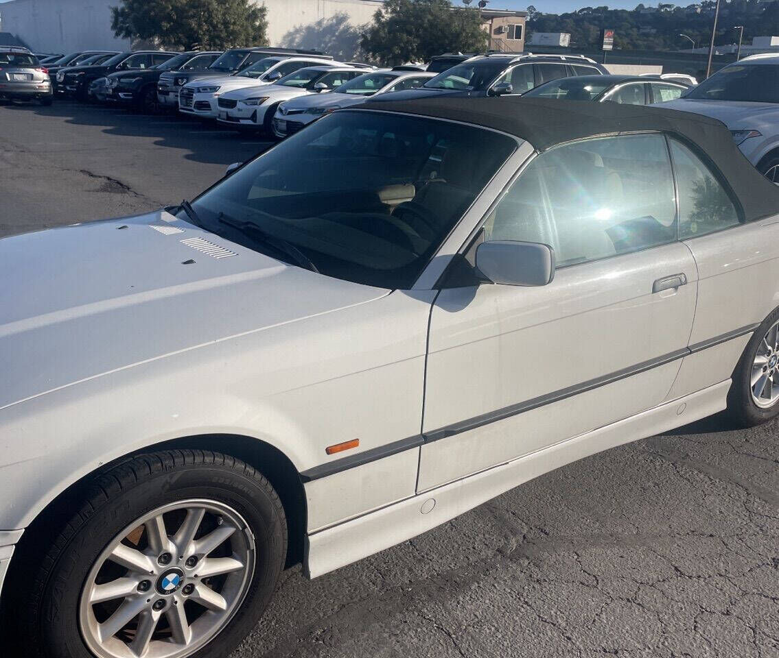 BMW 328iC