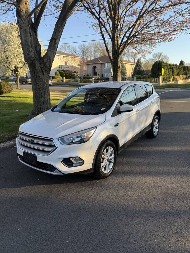 2019 FORD Escape