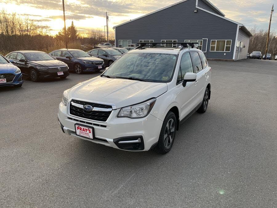 2018 SUBARU Forester