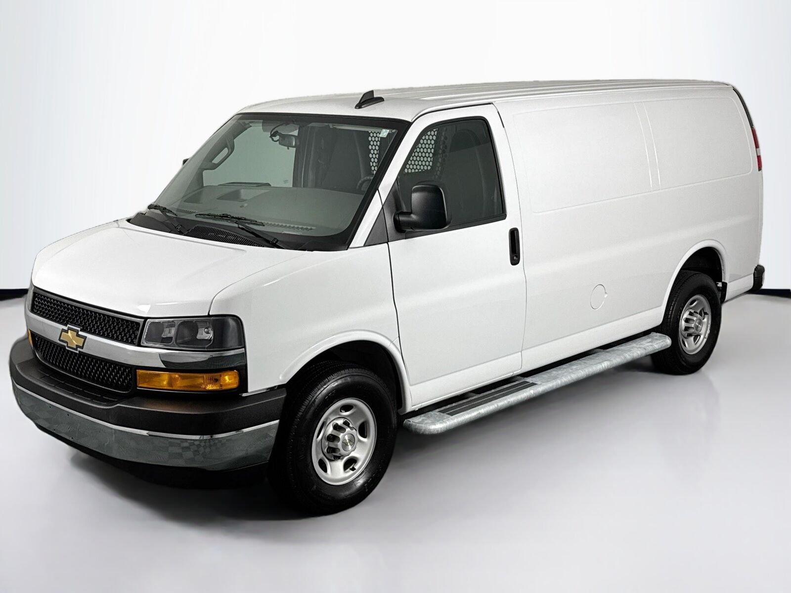 2024 CHEVROLET Express