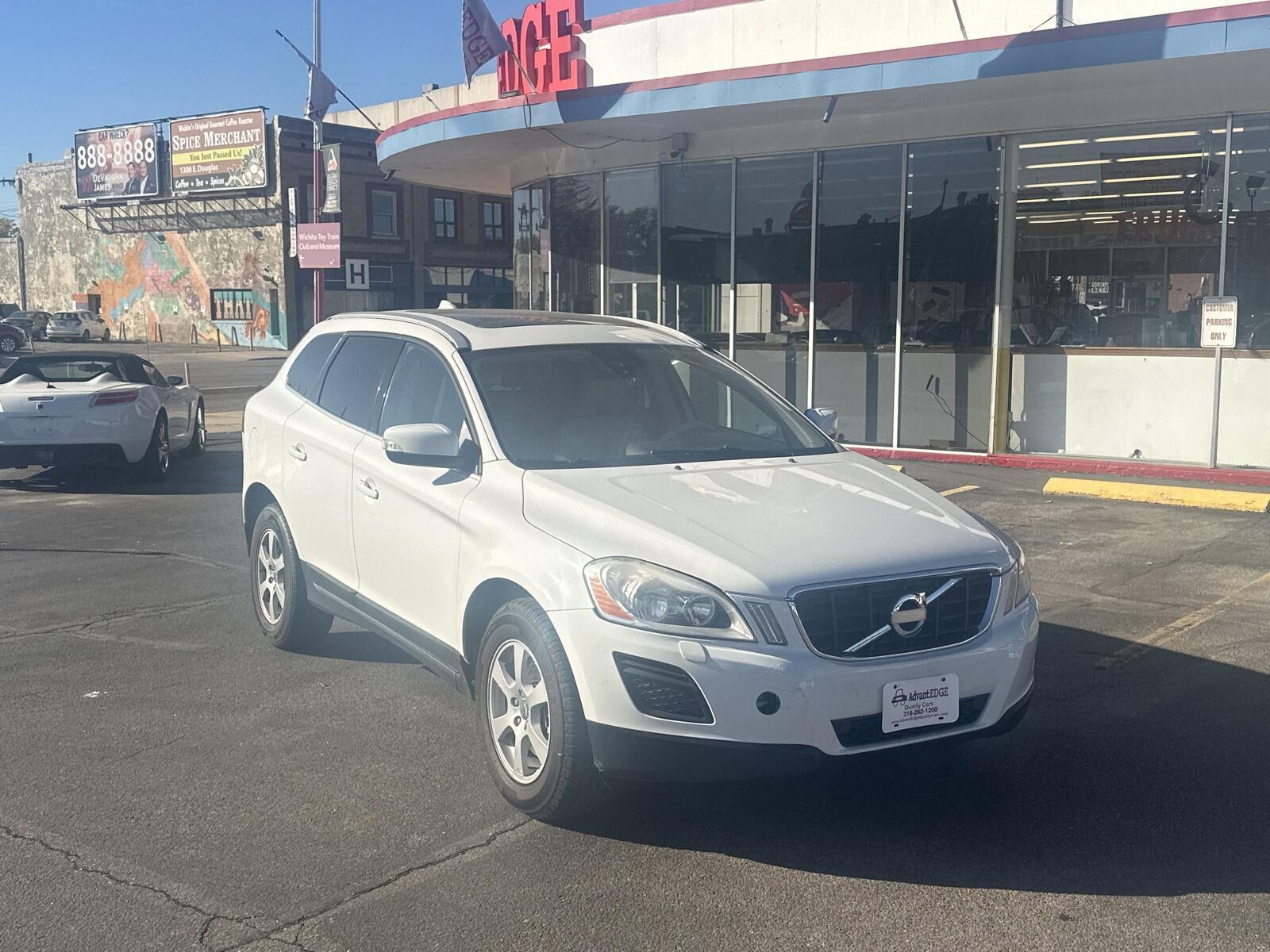 2011 VOLVO XC60