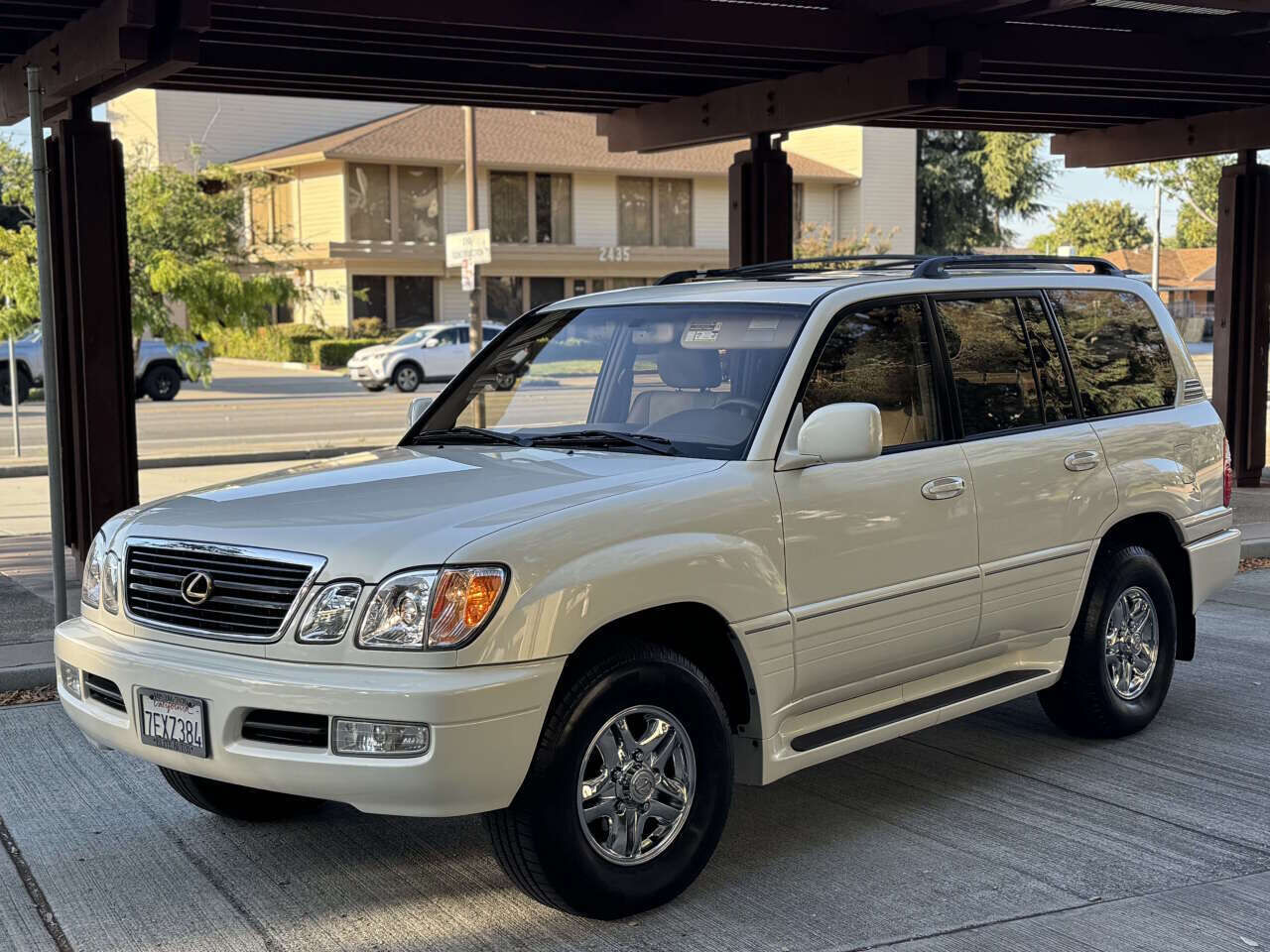 Lexus LX