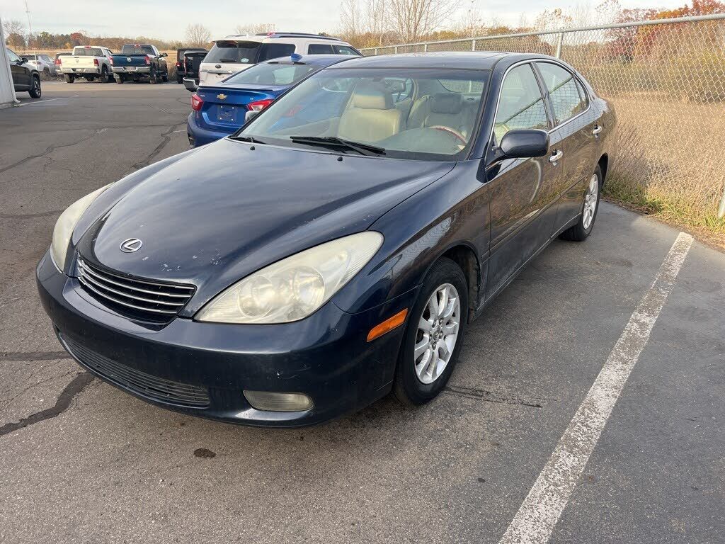Lexus ES