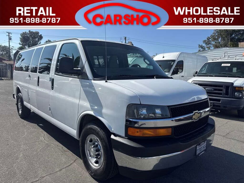 2017 CHEVROLET Express