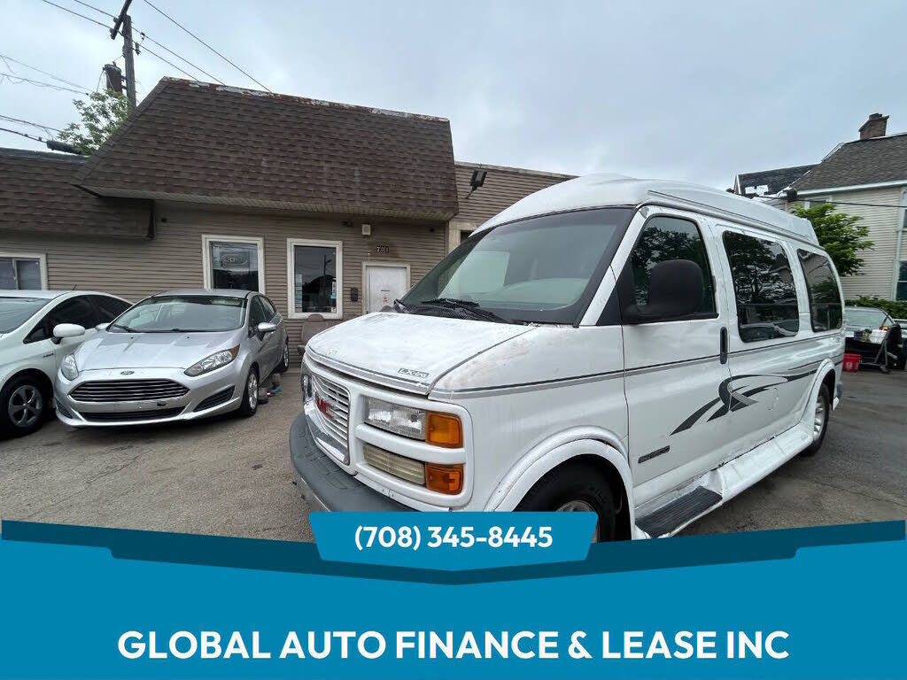 GMC Savana