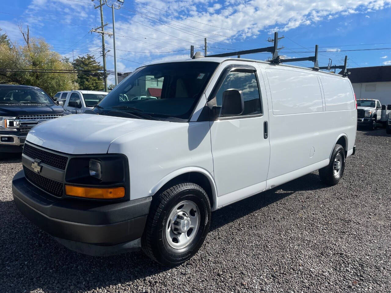 2017 CHEVROLET Express