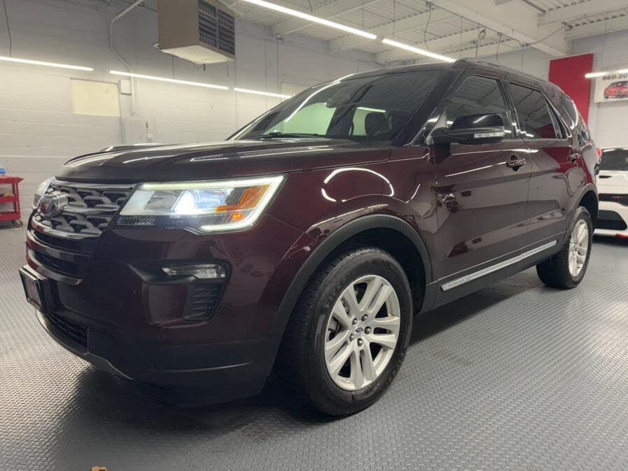 2018 FORD Explorer