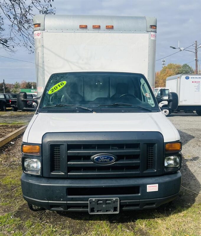 2016 FORD E-350