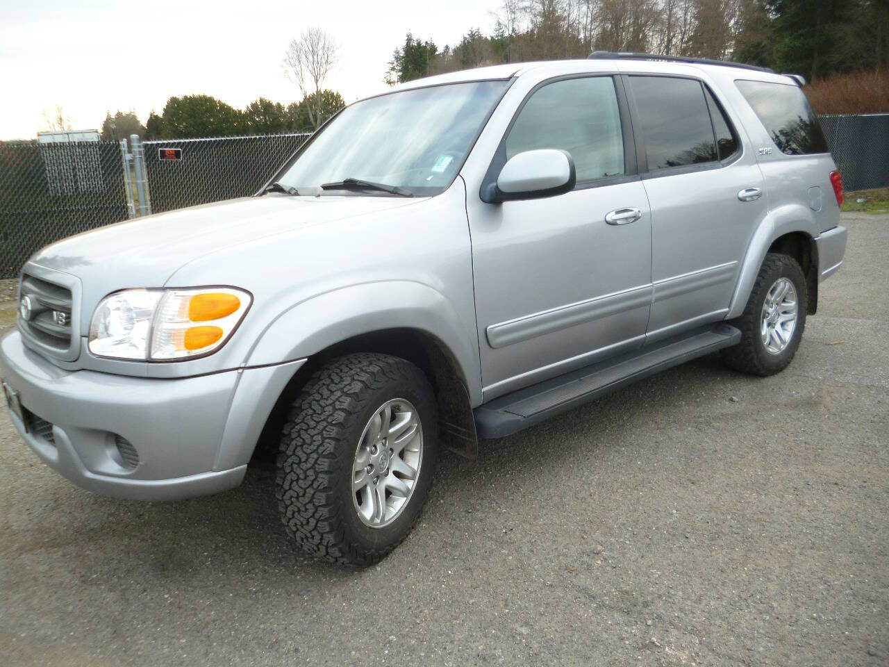 2001 TOYOTA Sequoia