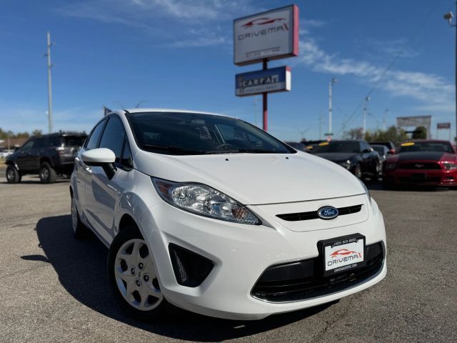 2012 FORD Fiesta