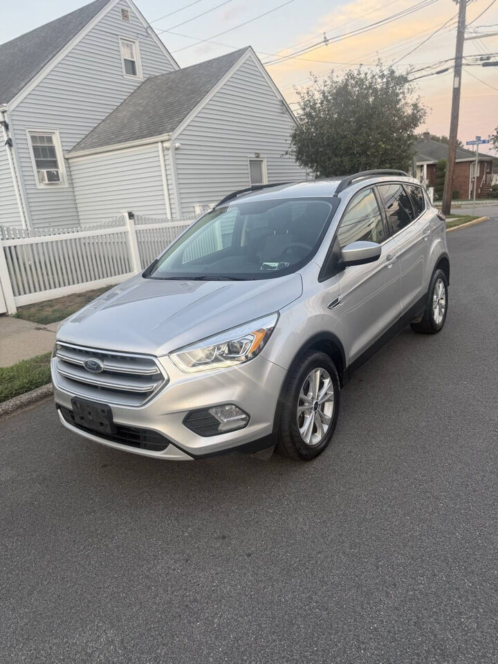 2017 FORD Escape