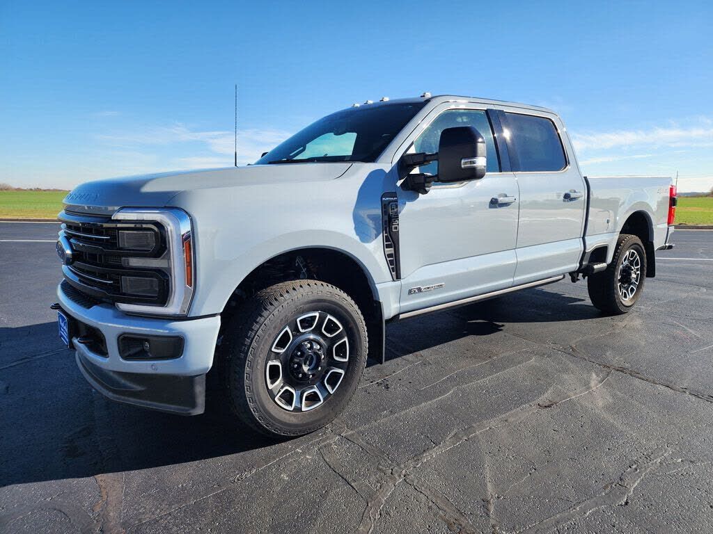2025 FORD F-250