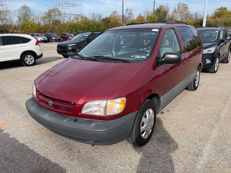 Toyota Sienna