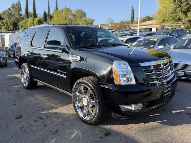 2011 CADILLAC Escalade