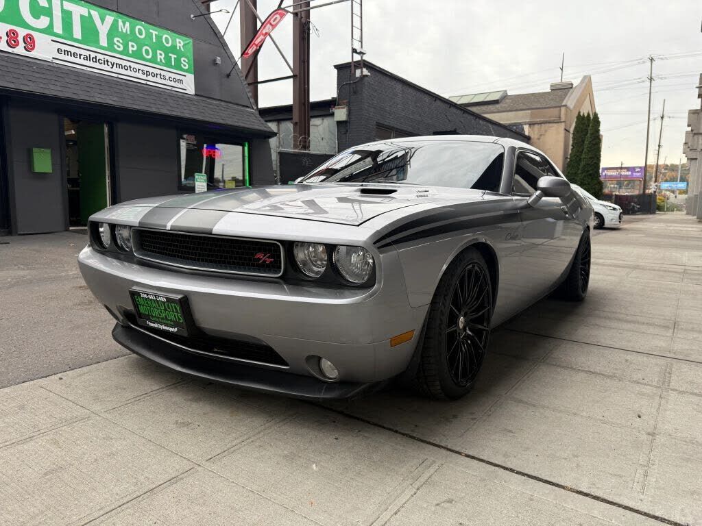 2014 DODGE Challenger