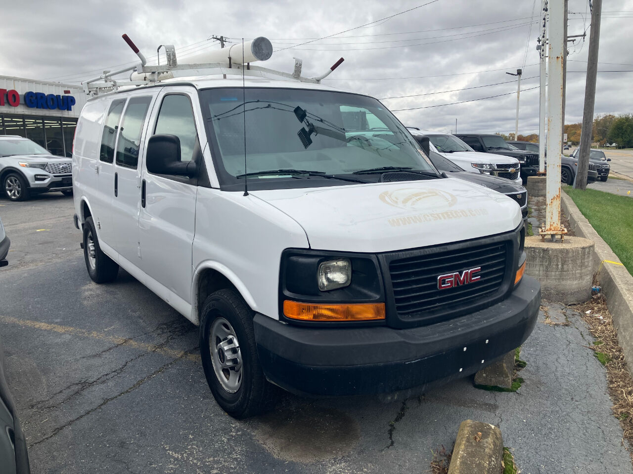 GMC Savana