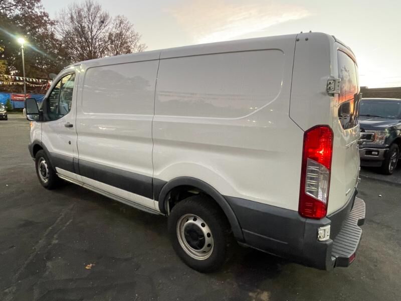 2017 FORD Transit
