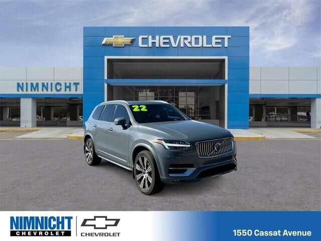 2022 VOLVO XC90