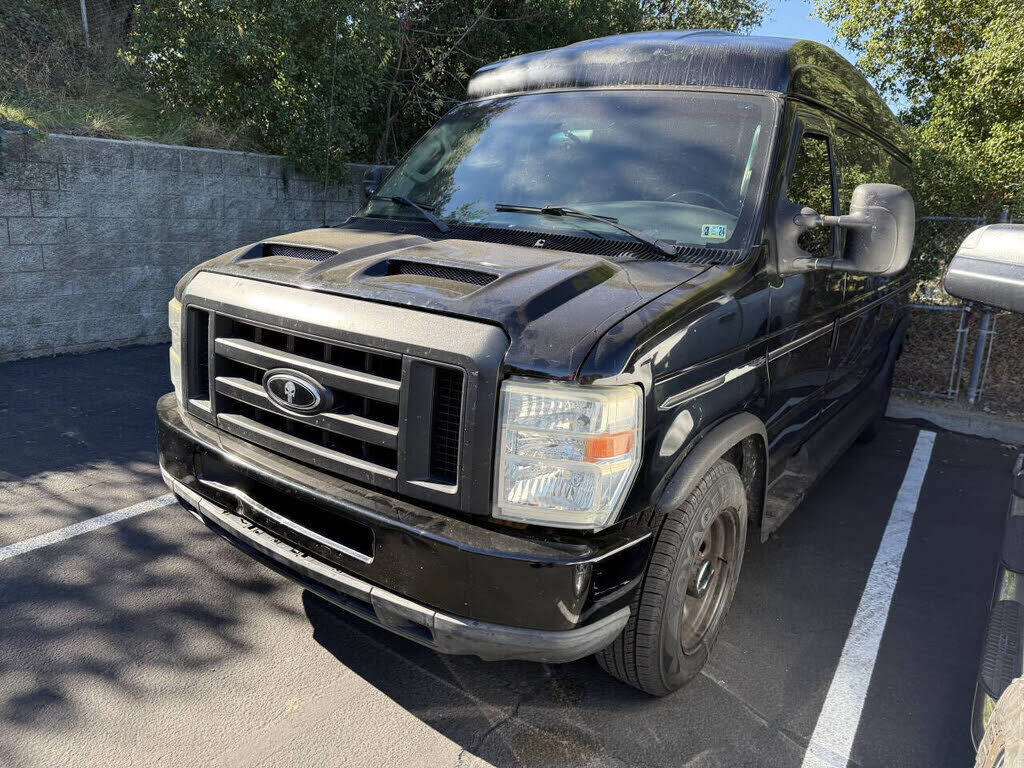 2008 FORD E-250