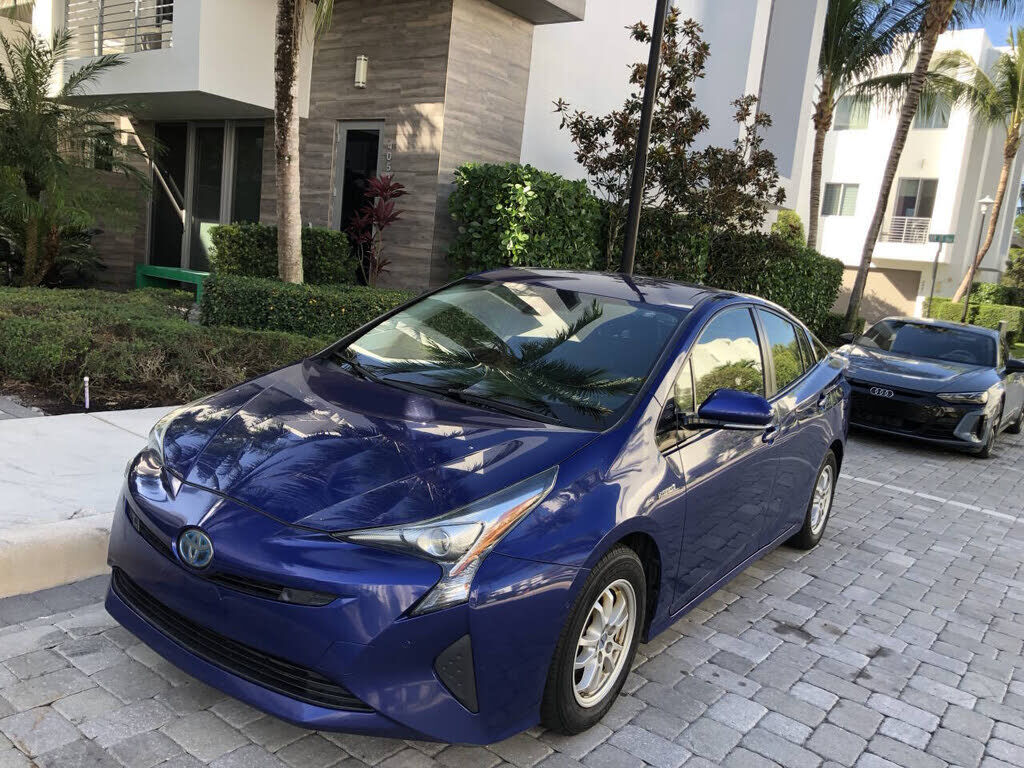 2018 TOYOTA PRIUS