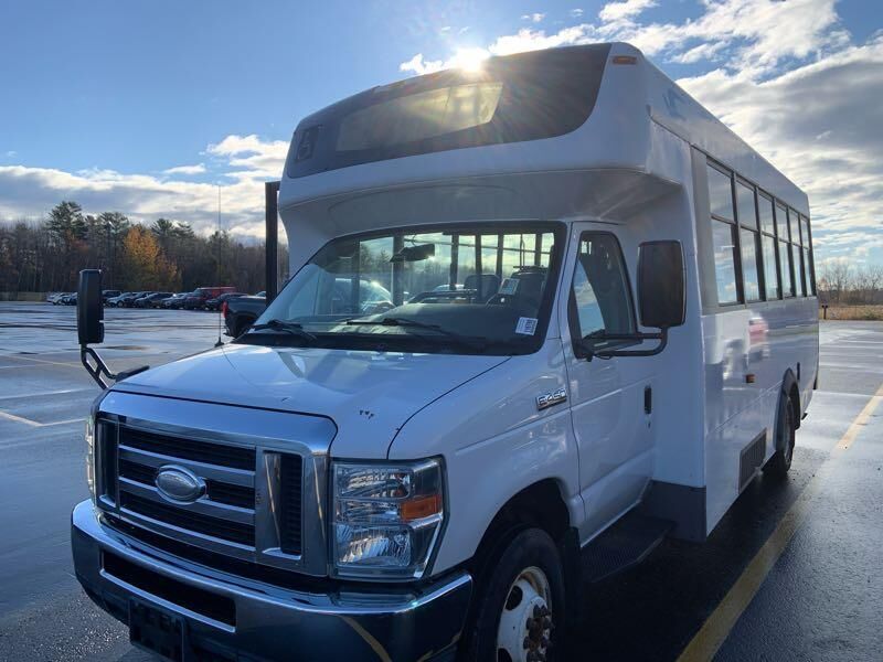 Ford E-450