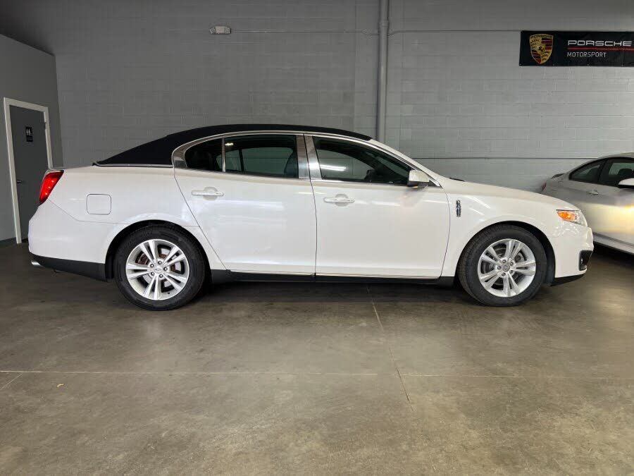 Lincoln MKS