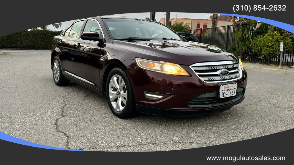 2011 FORD Taurus