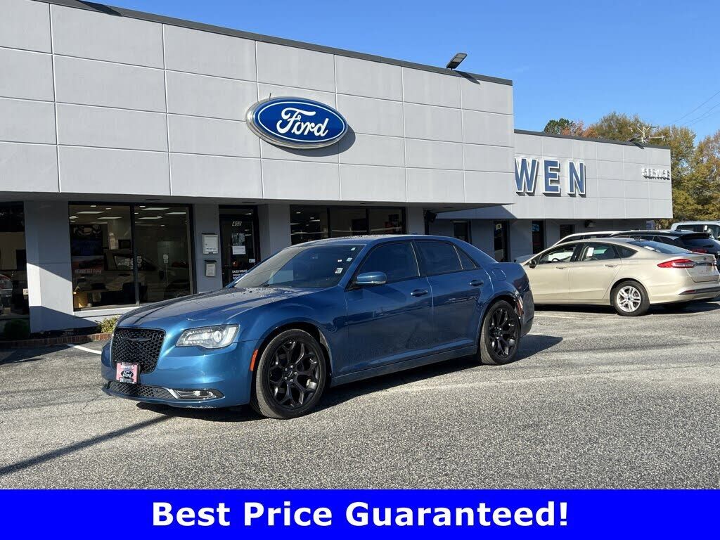 2020 CHRYSLER 300