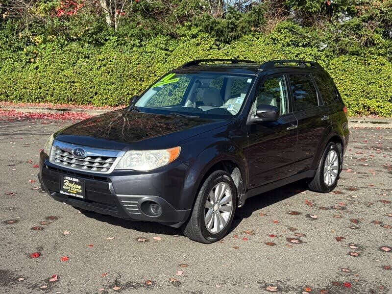 2011 SUBARU Forester