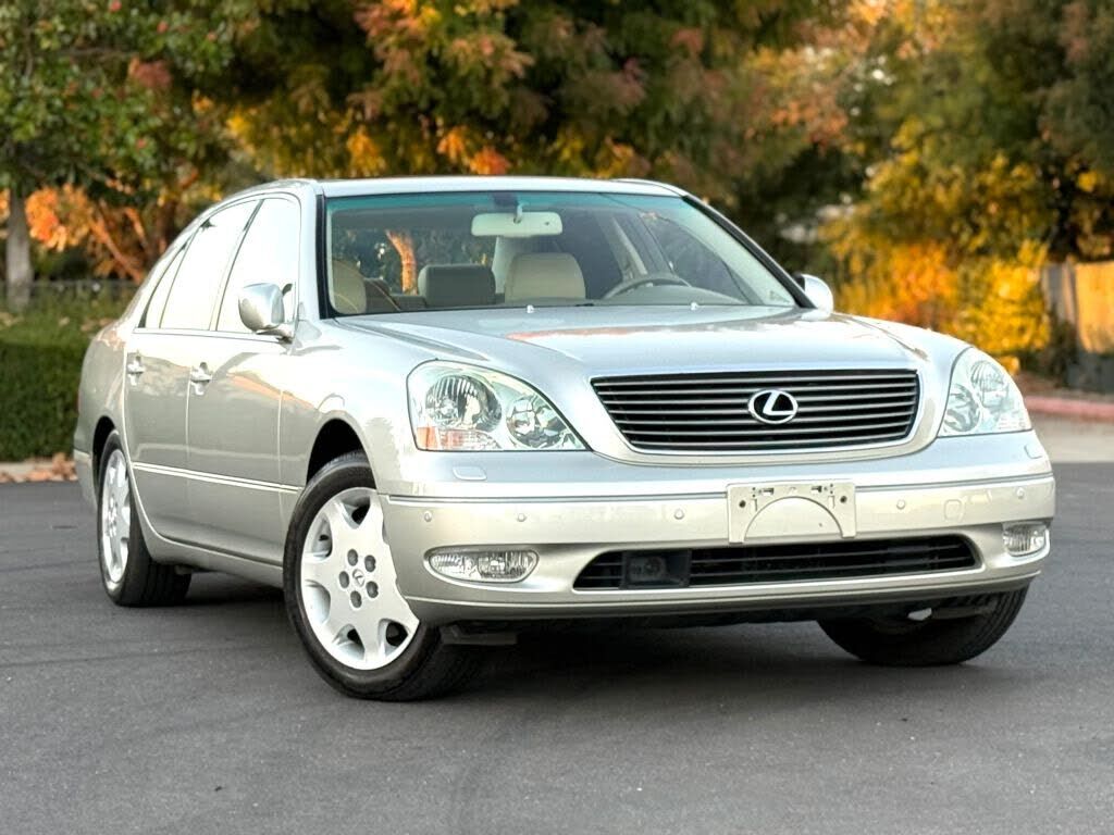Lexus LS