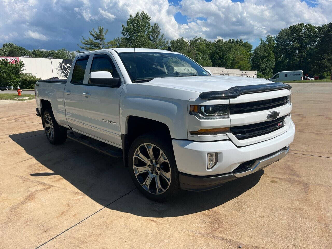 2018 CHEVROLET Silverado