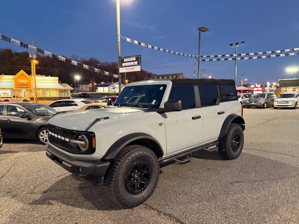 2022 FORD Bronco