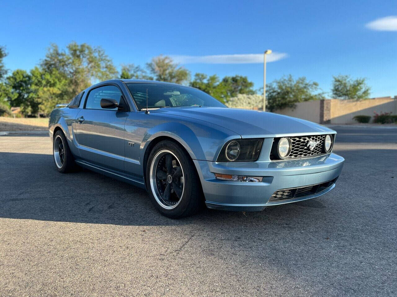 2005 FORD Mustang