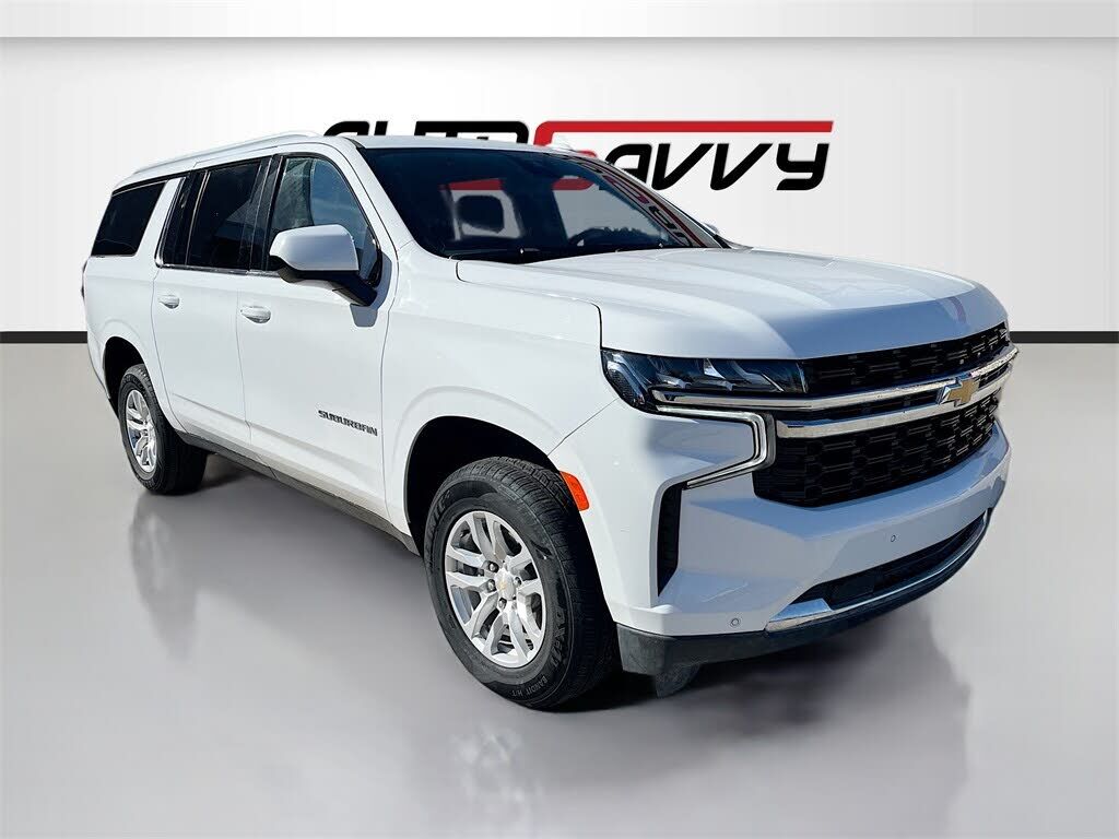 2023 CHEVROLET Suburban