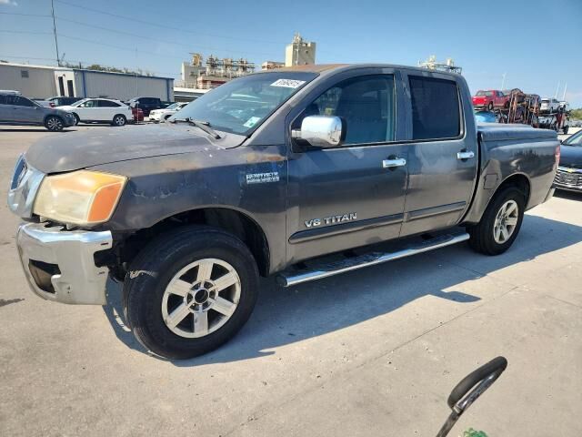 Nissan Titan