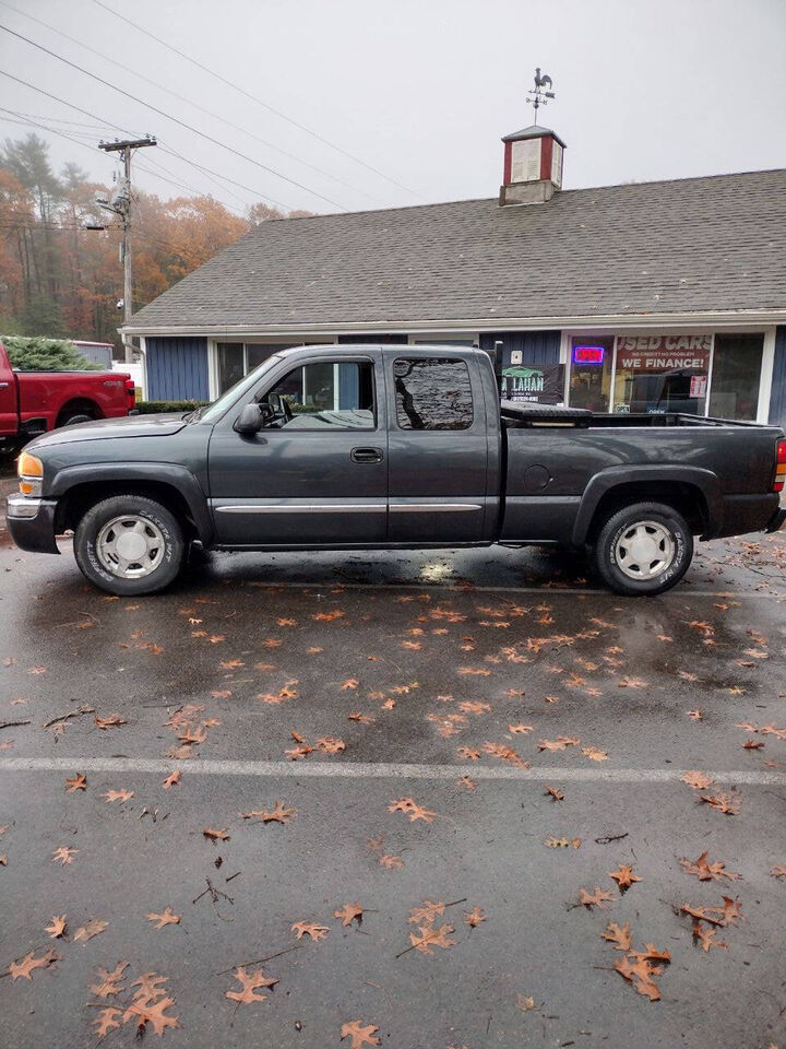2004 GMC Sierra