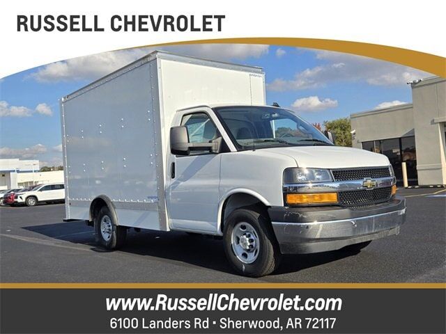 2024 CHEVROLET Express