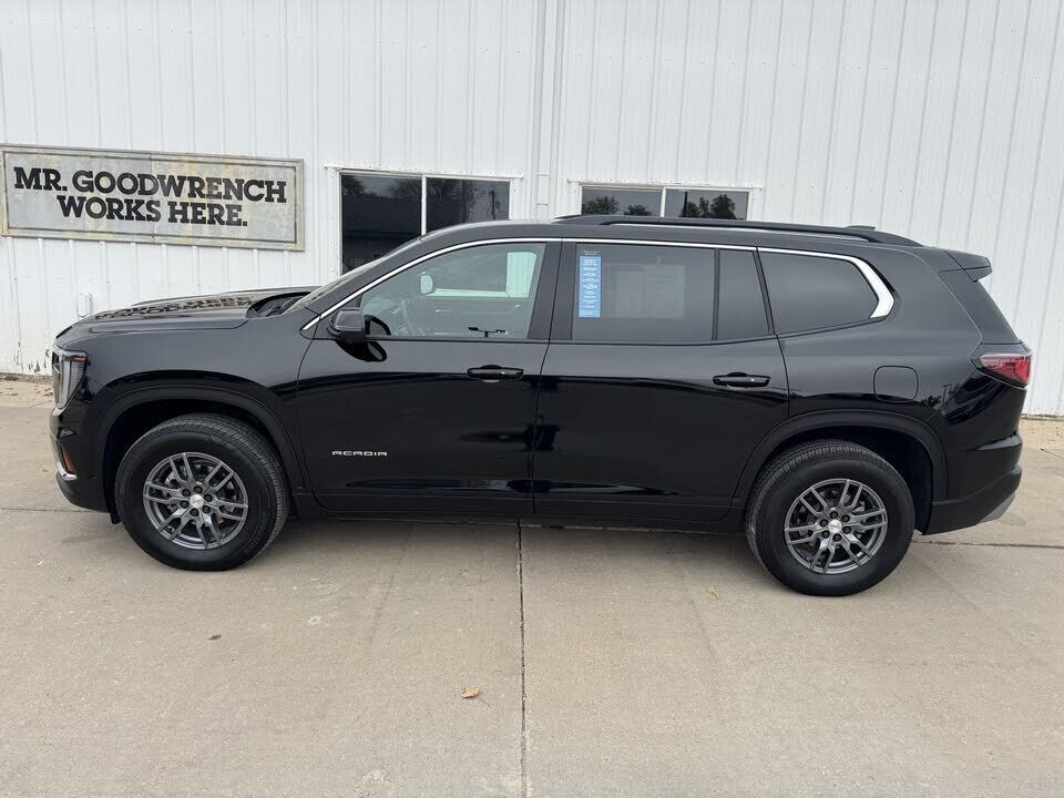 2025 GMC Acadia