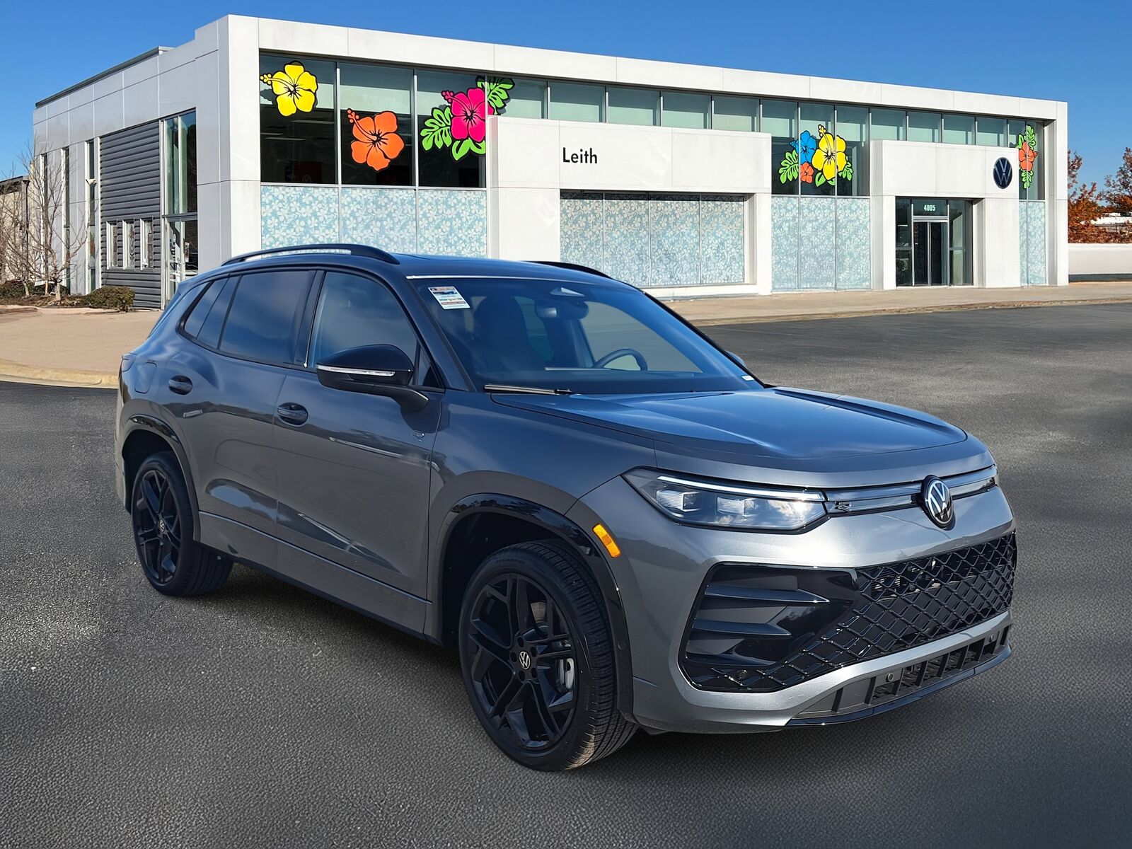 2026 VOLKSWAGEN Tiguan
