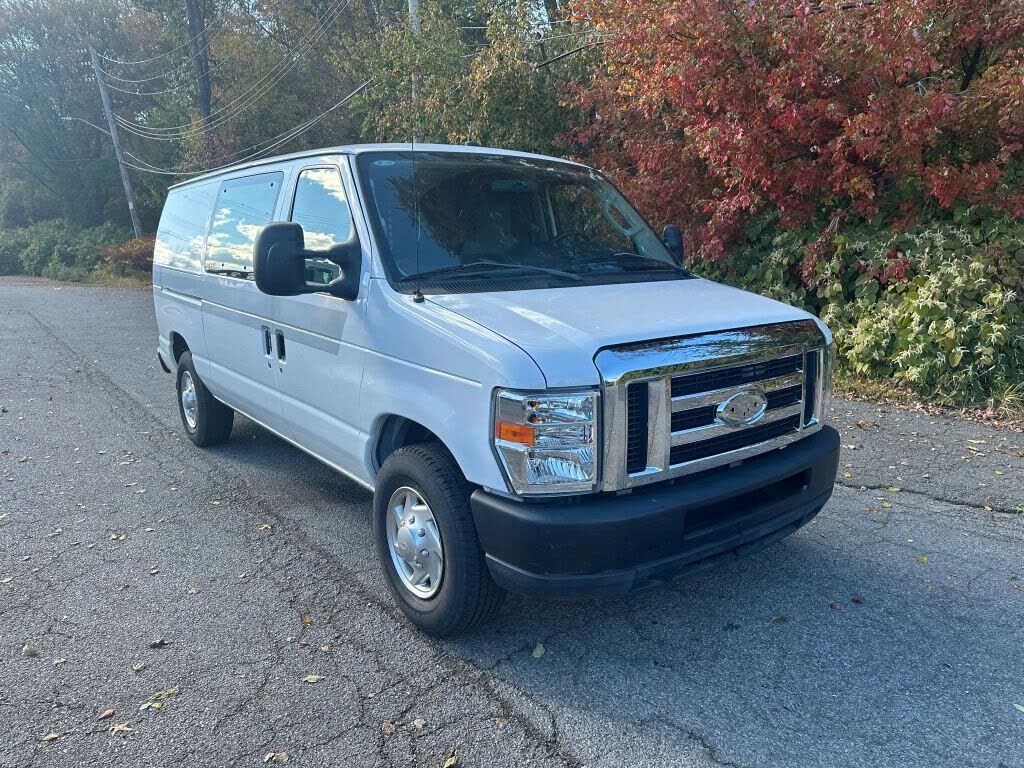 2010 FORD E-250
