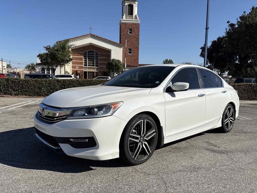 2017 HONDA Accord