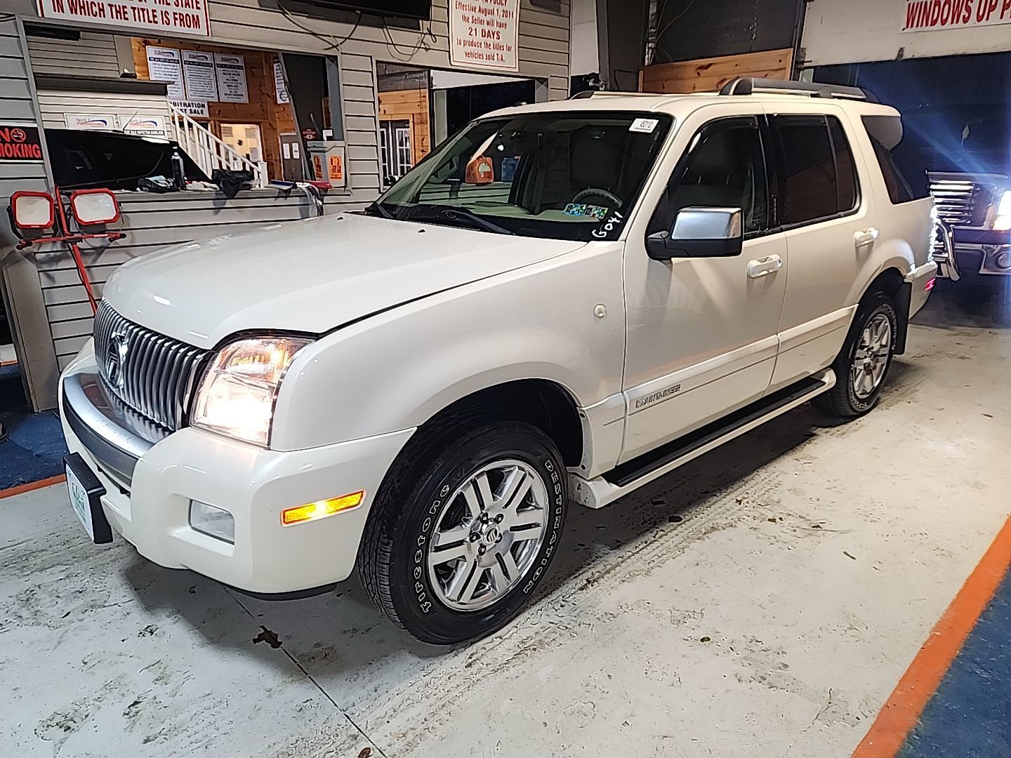 Mercury Mountaineer