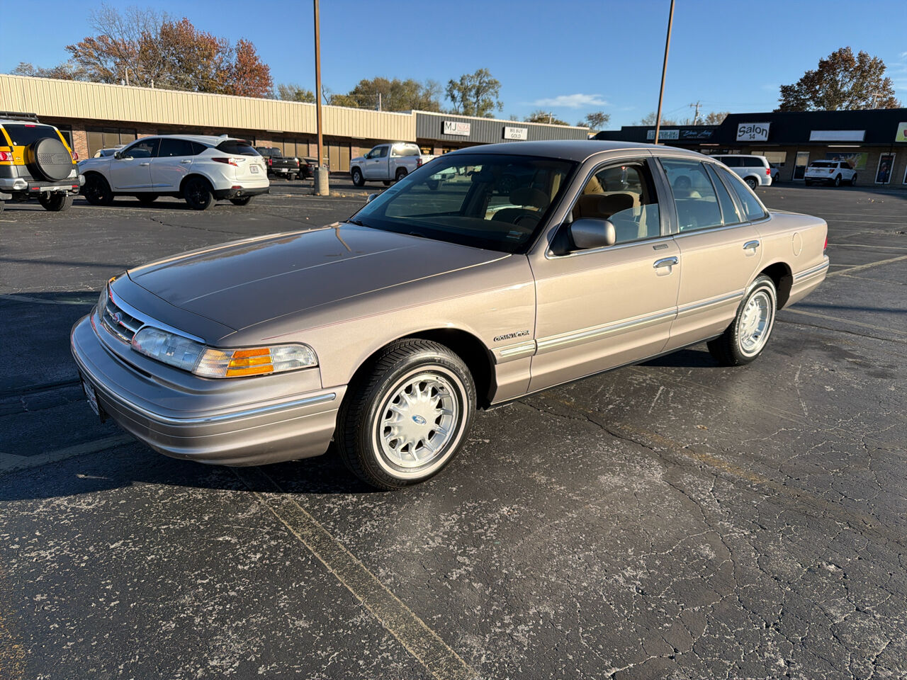 Ford Crown Victoria