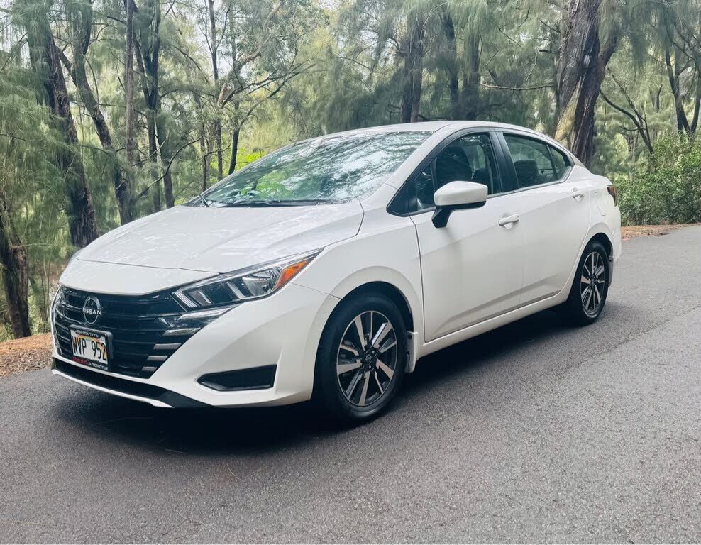 2023 NISSAN Versa