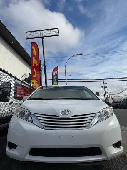 Toyota Sienna